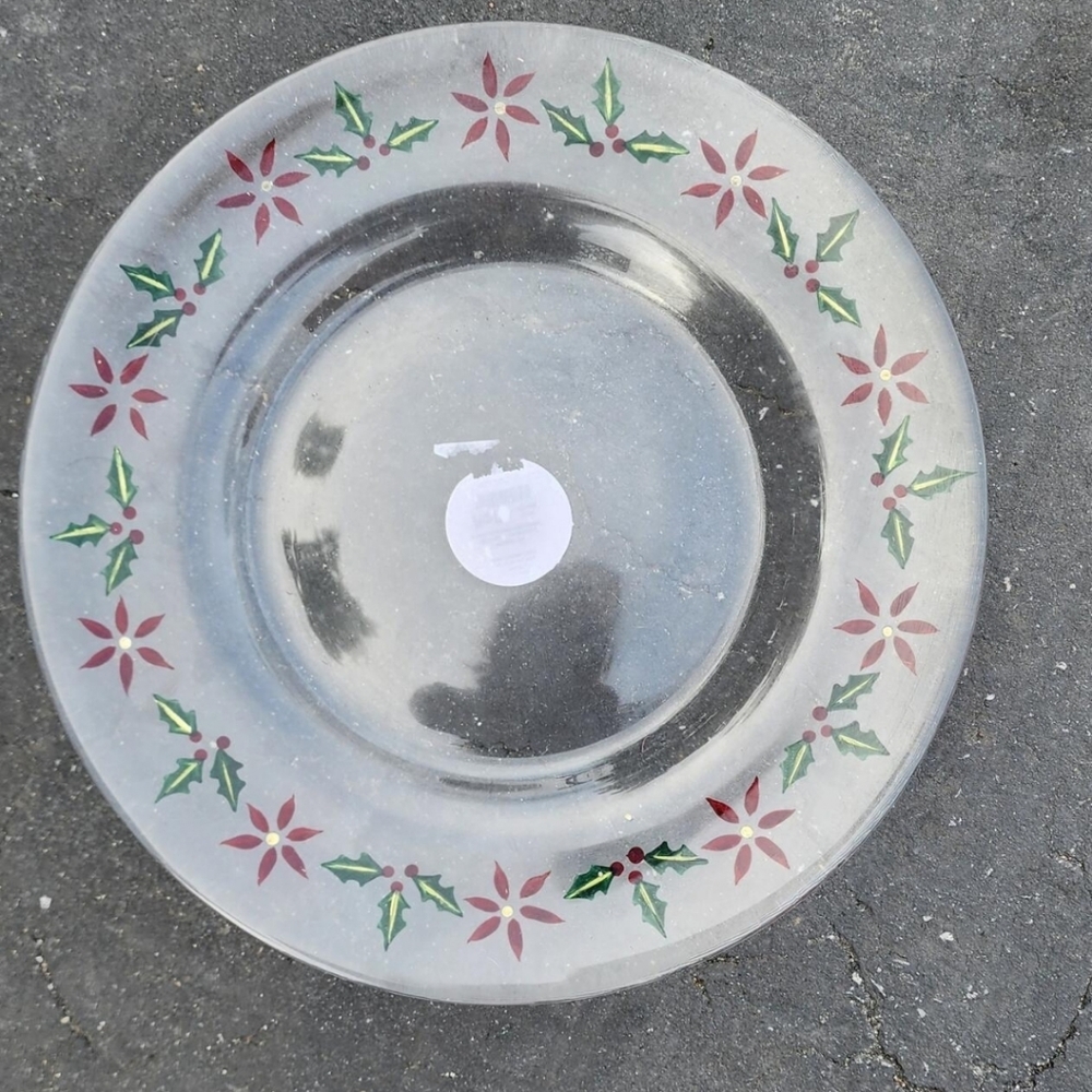 NEW!! Pier 1 Glass Poinsettia 13" Plate